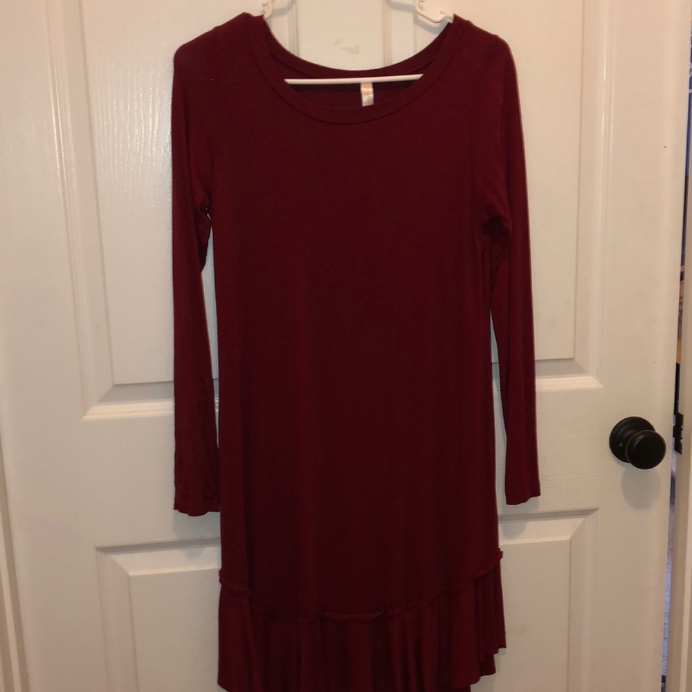red ruffle long sleeve dress